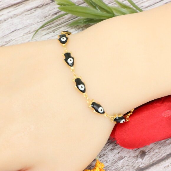 Trendy Bracelet for Girls & Women – Cute, Adjustable & Gift-Ready | MLCRC2049 - Picture 6 of 11